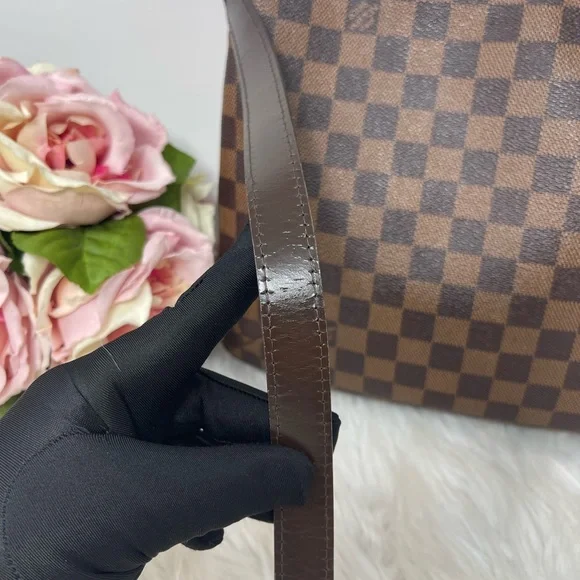 Louis Vuitton Bloombury PM - Picture 10 of 16